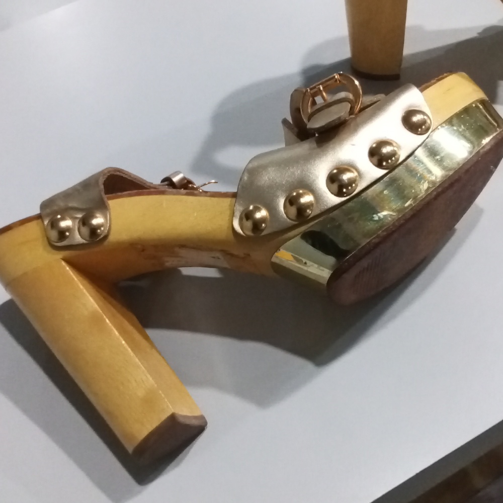 Michael Kors Wooden Gold Platform Heels - Picture 2 of 3